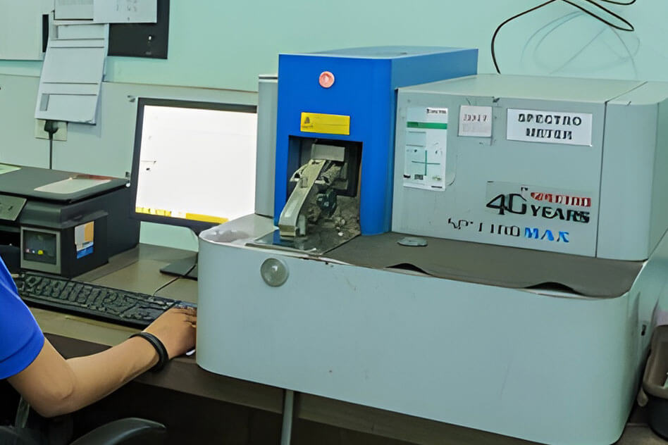 24 Elements Spectrometer (Iron Based)